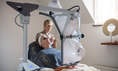 ELT lichttherapie behandeling voor het verbeteren van de gezondheid van de huid